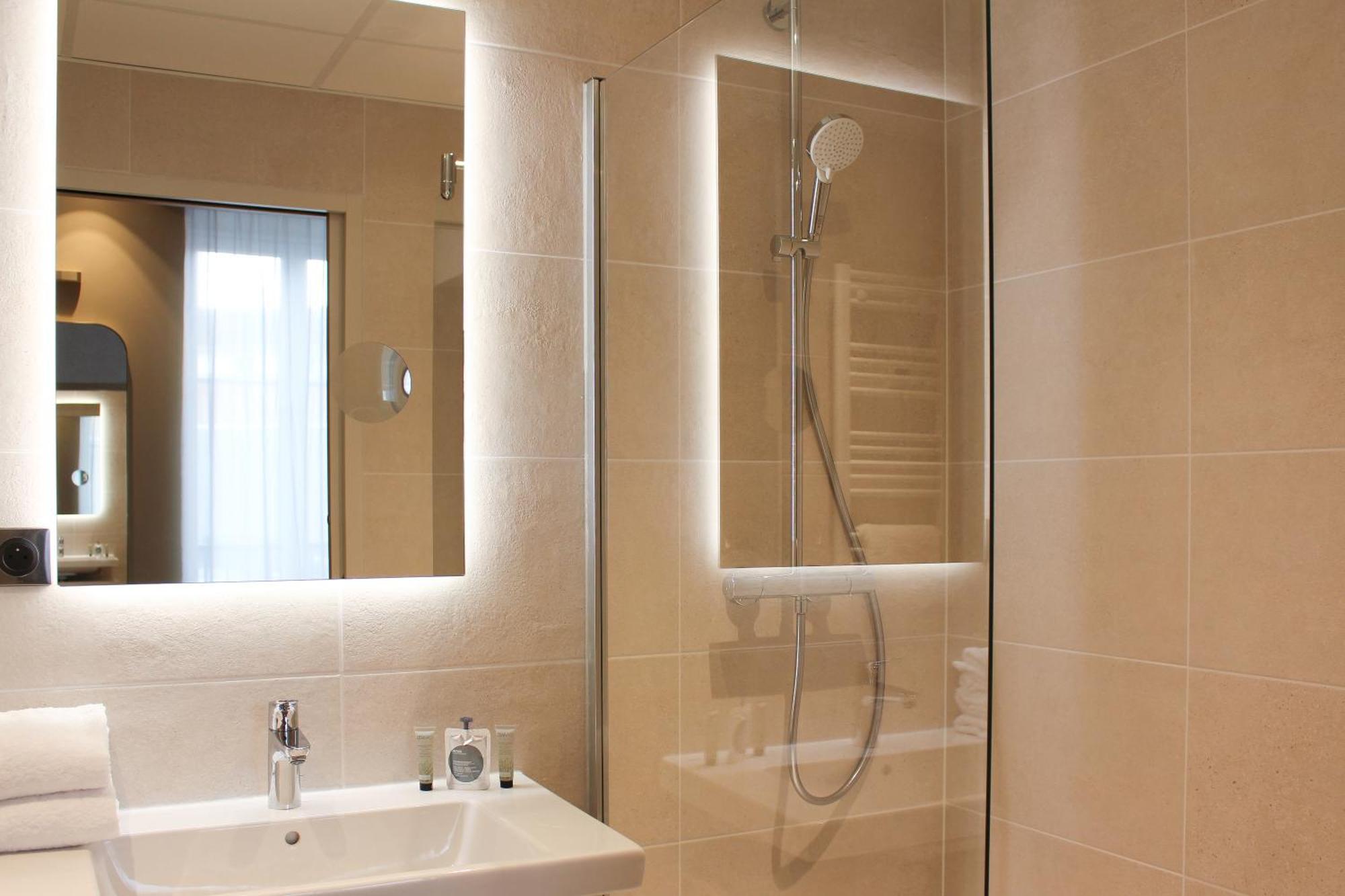 Brit Hotel Limoges Centre Gare ภายนอก รูปภาพ
